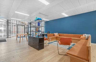 80 Wood Ln, North Kensington, W12 0BZ