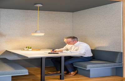 Regus Business Center, Carl-Zeiss-Ring 15a, 85737