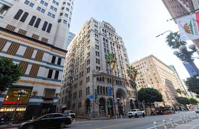 811 W. 7th St, Top 4 floors (9th-12th) and penthouse, 90017