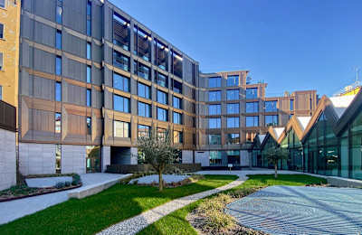 Via Francesco Melzi d'Eril, 34, 20154