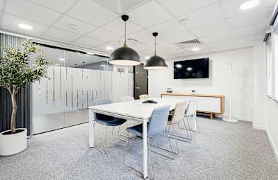 6 Vale Avenue, Royal Tunbridge Wells, TN1 1DJ