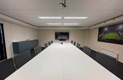 Jernbanegata 11, 1706