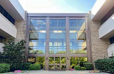 800 Kinderkamack Road      , Suite 100S, 07649