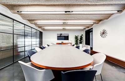 132 Via del Tritone, 00187