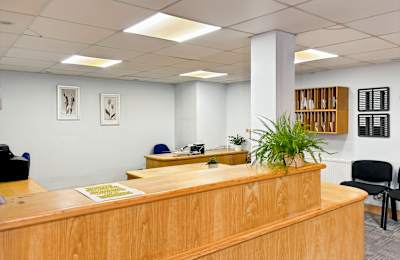 Claydon House Business Centre, 1 Edison Road, Aylesbury, HP19 8TE