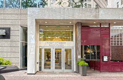 128 S. Tryon Street, Floors 18 and 19, 28202