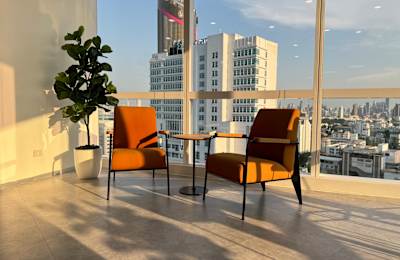 1467/8, Phahonyothin Road,  The Rice Tower, 12A Floor, 10400