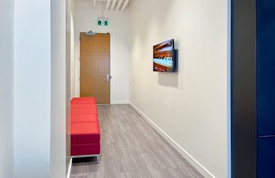 4789 Yonge St, Hullmark Corporate Center, Suite 805, M2N 0G3