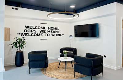 4-5 I11, Wolverhampton, WV1 1LD