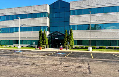 1560 Wall St, Suite 304, 60563