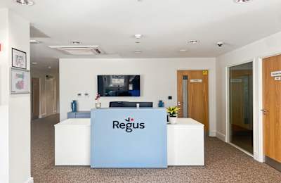 Whittington Hall, Worcester, WR5 2ZX