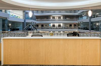 1920 Yonge Street, Davisville Centre, Suite 200, M4S 3E2