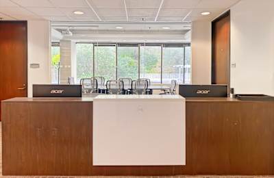 609 Deep Valley Drive Rolling Hills, Suite 200, 90274