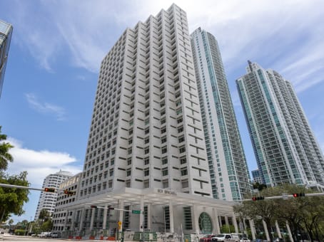 Office Space In One Brickell Square Serviced Offices Regus Gh