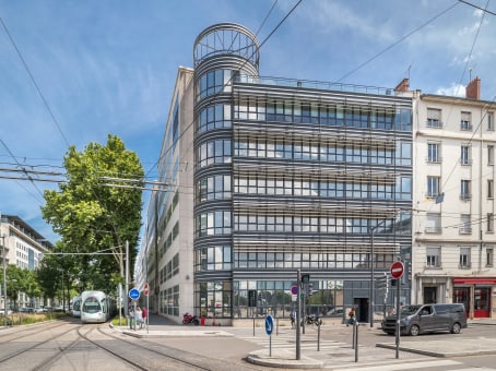 Building at 93 Rue de la Villette in Lyon 1
