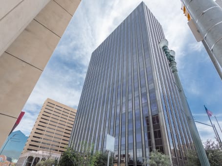 Building at 221 North Kansas Street, Suite 700 in El Paso 1