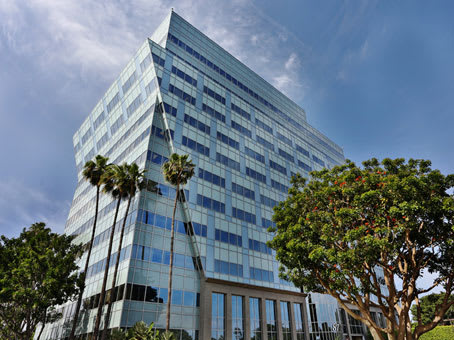 Building at 879 West 190th Street, Suite 400 in Gardena 1