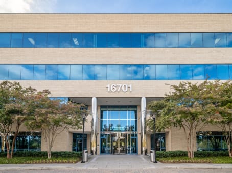 Building at 16701 Melford Blvd., Suite 400 in Bowie 1