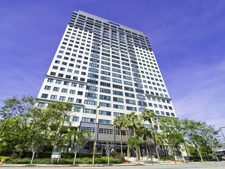 Building at Glendale Plaza, 655 North Central Avenue, 17th Floor in Glendale 1