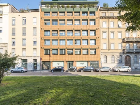Building at Largo Richini 6 in Milan 1
