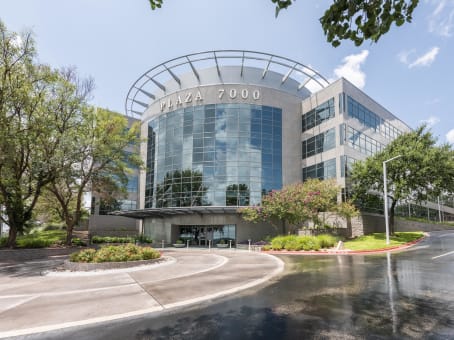 Building at Plaza 7000, 7000 North Mopac Expressway, Suite 200 in Austin 1