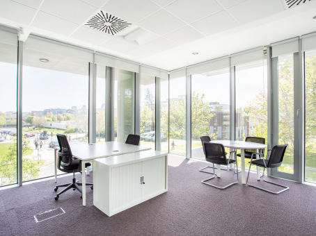 Hot Desking Coworking Space In Sandyford Regus Ie