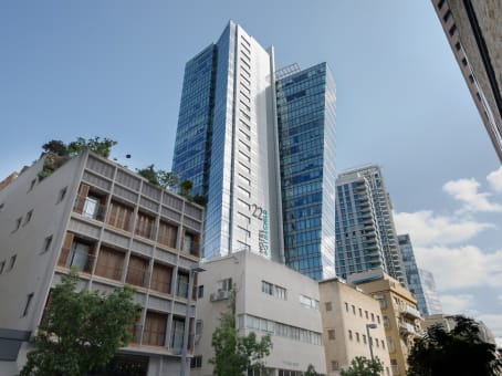 Building at 22 Rothschild Boulevard, 11th and 12th floors in Tel Aviv 1