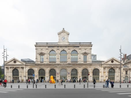 建筑位于LillePlace de la gare, (Access from the main hall) 1