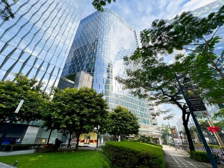 Building at 5th Avenue, 28th Floor Penthouse, World Plaza, Bonifacio Global City in Taguig 1