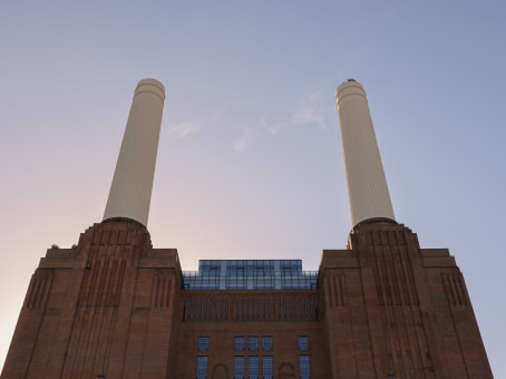 建筑位于London18 The Power Station, Battersea Power Station, Circus Road South, 2nd & 3rd Floor 1