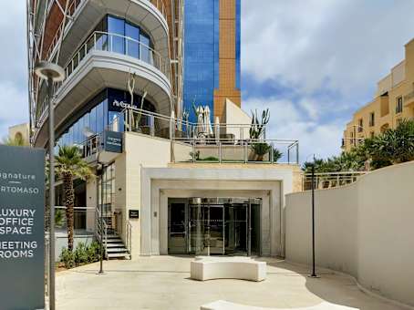 Building at Portomaso Business Centre, Portomaso, PTM 01 in St Julian's 1