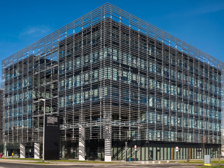 Building at Slavonska avenija 1c in Zagreb 1