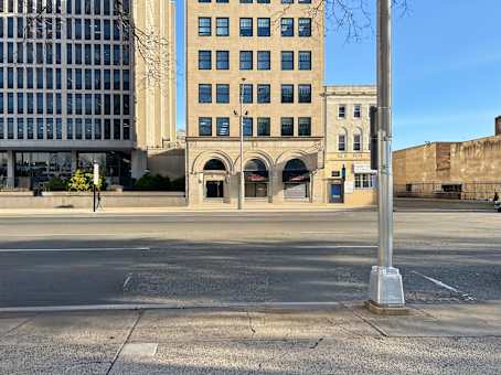 Building at 972 Broad St in Newark