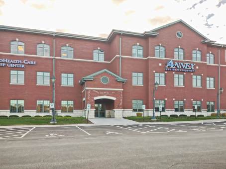 Building at 2301 Sun Valley Dr. in Delafield