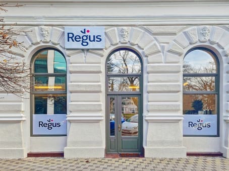 Building at Trg pobjede 29 in Slavonski Brod 1