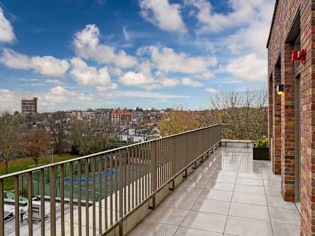 Building at 6 Liddell Place, West Hampstead in London 1