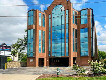 Building at 17W240 22nd Street in Oakbrook Terrace