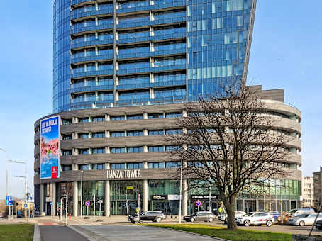 Building at Al. Wyzwolenia 46 in Szczecin 1