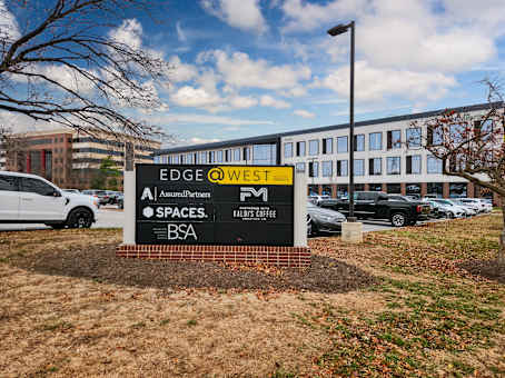 Building at 12645 Olive Blvd in Creve Couer