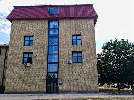 Building at Bulevar Svetog cara Konstantina, Rd 80-86 in Nis 1