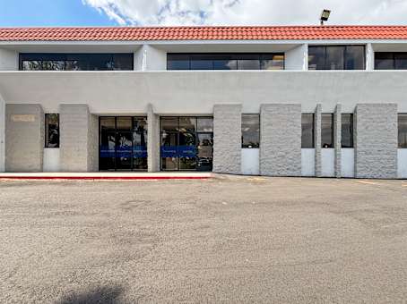 Building at 23820 Hawthorne Blvd, Bldg. 3 in Torrance