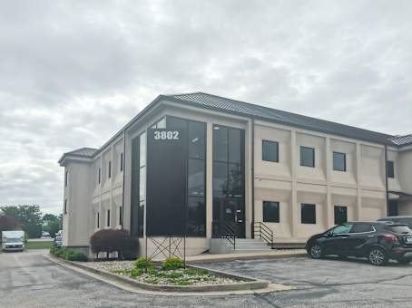 建筑位于Bloomington3802 E 3rd Street 1