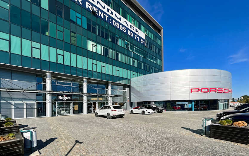 Christopher Columbus Blvd, 41, 1592