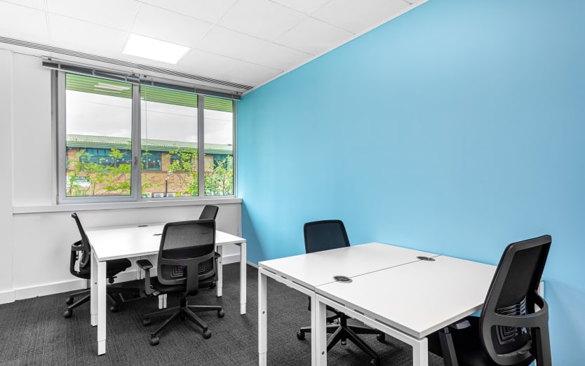 Regent Park, Leatherhead, KT22 7PL