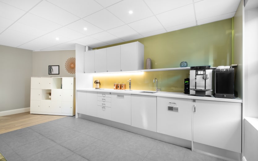 Oxford Street, Newbury, RG14 1JB