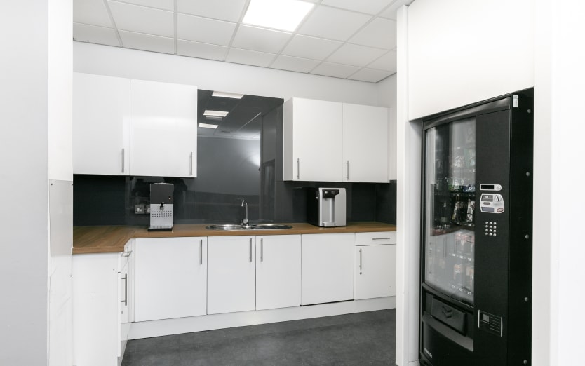 960 Capability Green, Luton, LU1 3PE