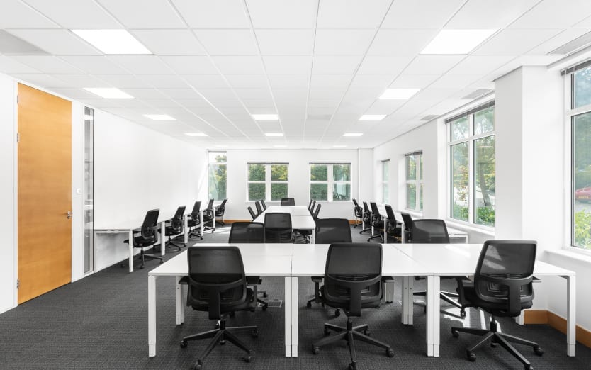 960 Capability Green, Luton, LU1 3PE