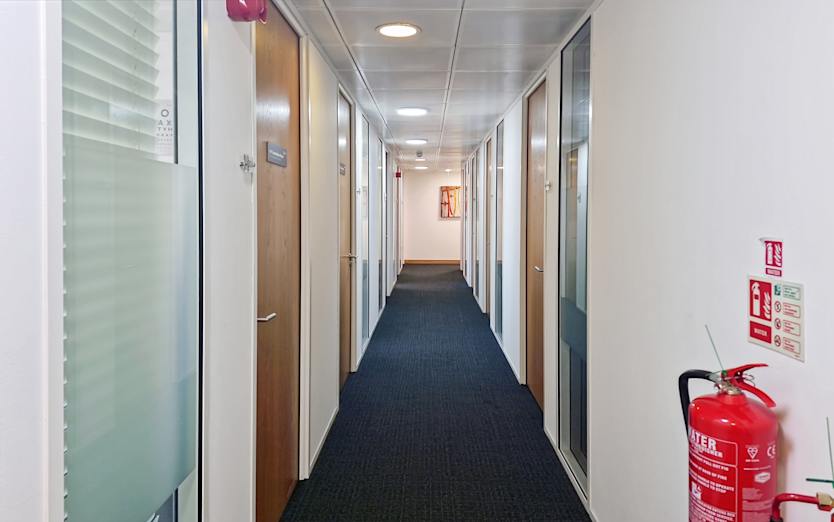 106 Queens Road, Brighton, BN1 3XF