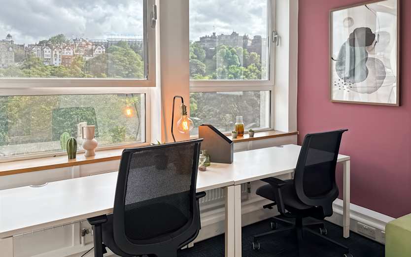 83 Princes Street, Edinburgh Central, EH2 2ER