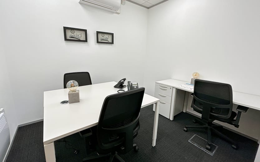 Robert Robinson Ave, Oxford, OX4 4GP